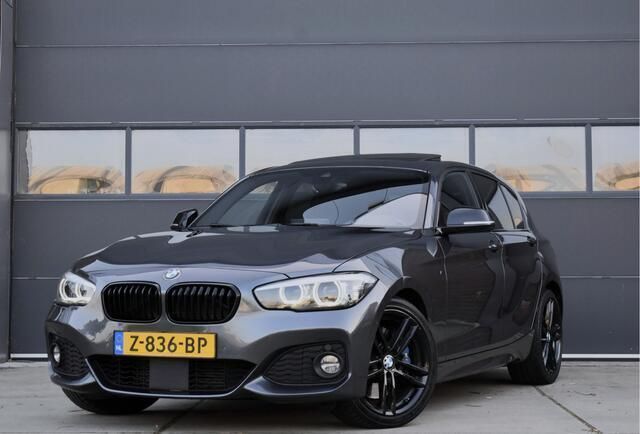 Grijs Gebruikt 2018 BMW 120 Executive Hatchback | € 17.995 (Eerlijke prijs) - Afbeelding 1/4