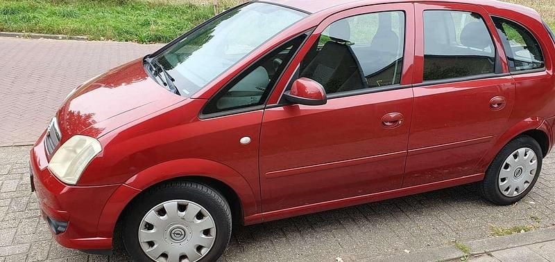 Rood Gebruikt 2006 Opel Meriva Enjoy MPV | € 600 (Super prijs) - Afbeelding 1/4