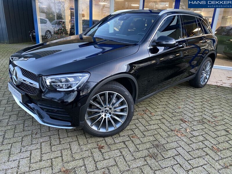 Zwart Gebruikt 2022 Mercedes GLC300 AMG SUV | € 49.950 (Super prijs) - Afbeelding 1/4