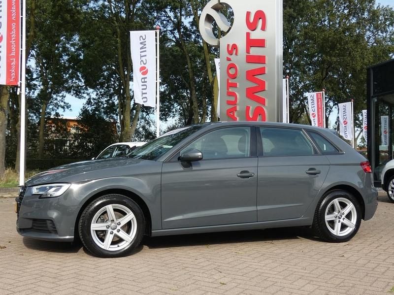 Occasion Audi A3 Sportback Proline 2019 Grijs Hatchback