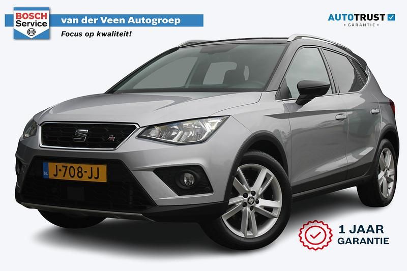 Grijs Gebruikt 2020 Seat Arona Business SUV | € 16.880 (Eerlijke prijs) - Afbeelding 1/4