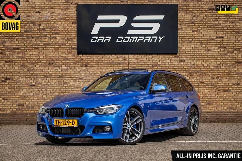 Blauw Gebruikt 2018 BMW 320 M Sport Stationwagen | € 26.950 (Eerlijke prijs) - Afbeelding 1/4