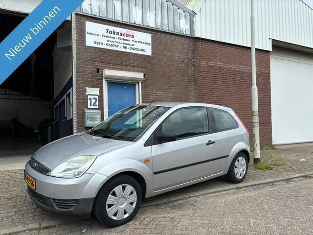 Grijs Gebruikt 2005 Ford Fiesta Style Hatchback | € 1.549 (Goede deal) - Afbeelding 1/4