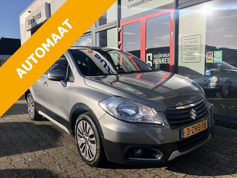 Grijs Gebruikt 2015 Suzuki SX4 S-Cross Exclusive SUV | € 14.950 (Duur) - Afbeelding 1/4