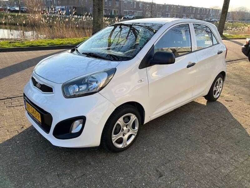 Wit Gebruikt 2012 Kia Picanto 2 Hatchback | € 3.500 (Goede deal) - Afbeelding 1/4