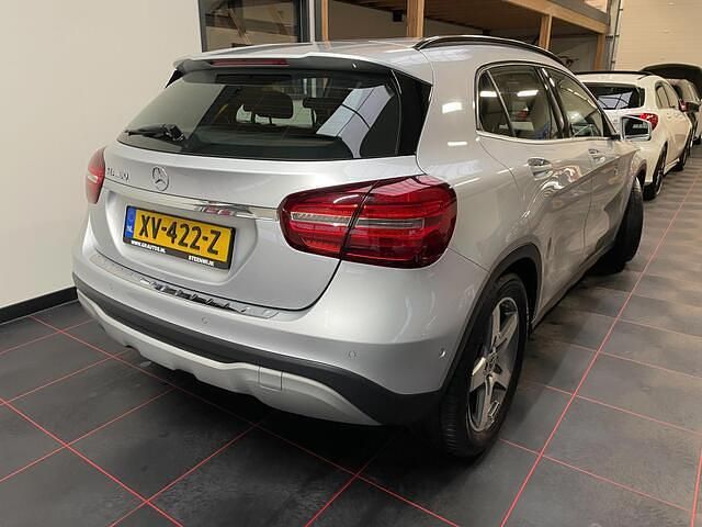 Occasion Mercedes GLA180 Business 122 PK (89 kW) 2019 Grijs SUV