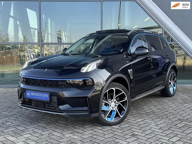 Zwart Gebruikt 2023 Lynk & Co 01 SUV | € 26.950 (Eerlijke prijs) - Afbeelding 1/4