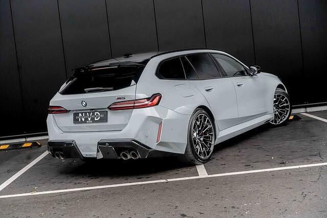 Occasion BMW M5 Comfort Edition 585 PK (430 kW) 2025 Grijs Stationwagen