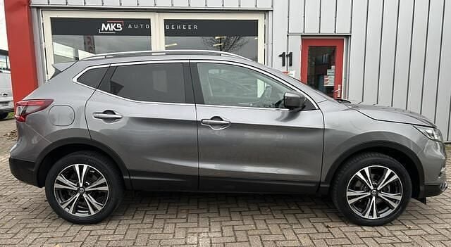 Grijs Gebruikt 2019 Nissan Qashqai 360º SUV | € 14.950 (Goede deal) - Afbeelding 1/4