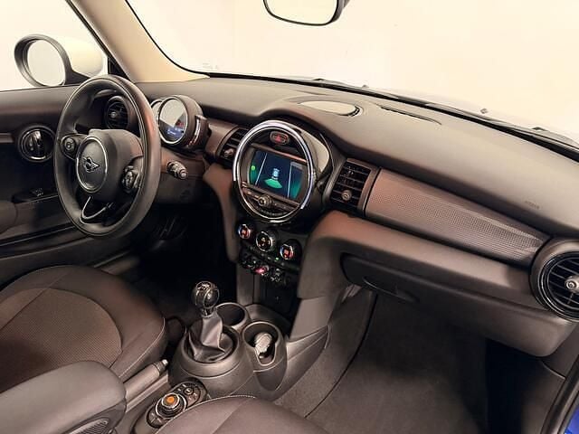 Occasion Mini Cooper Pepper 136 PK (100 kW) 2020 Blauw Hatchback