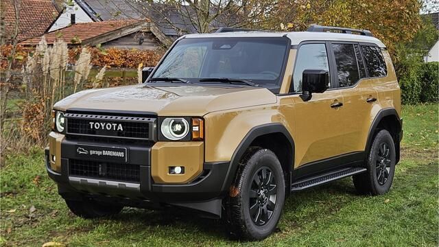 Bruin Nieuw 2024 Toyota Land Cruiser Edition SUV | € 94.955 - Afbeelding 1/4