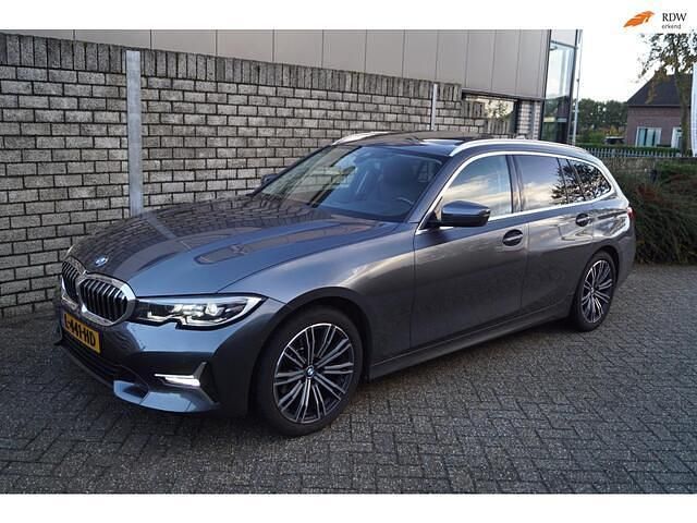 Occasion BMW 320 Executive 184 PK (135 kW) 2020 Grijs Stationwagen