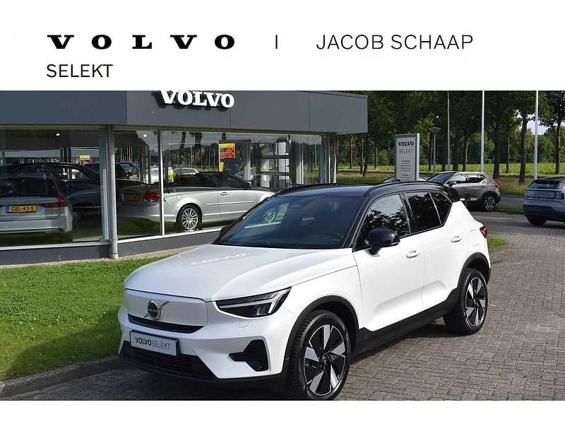 Gebruikt 2023 Volvo XC40 Plus SUV | € 39.900 (Eerlijke prijs) - Afbeelding 1/4