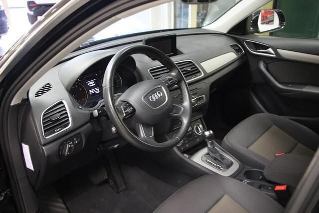 Occasion Audi Q3 Basis 150 PK (110 kW) 2014 Zwart SUV