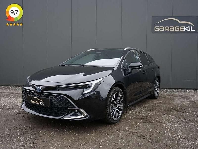 Zwart Gebruikt 2024 Toyota Corolla Stationwagen | € 27.895 (Goede deal) - Afbeelding 1/4