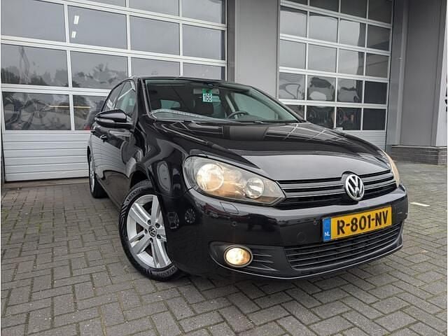 Zwart Gebruikt 2010 VW Golf VI Trendline Hatchback | € 4.994 (Eerlijke prijs) - Afbeelding 1/4