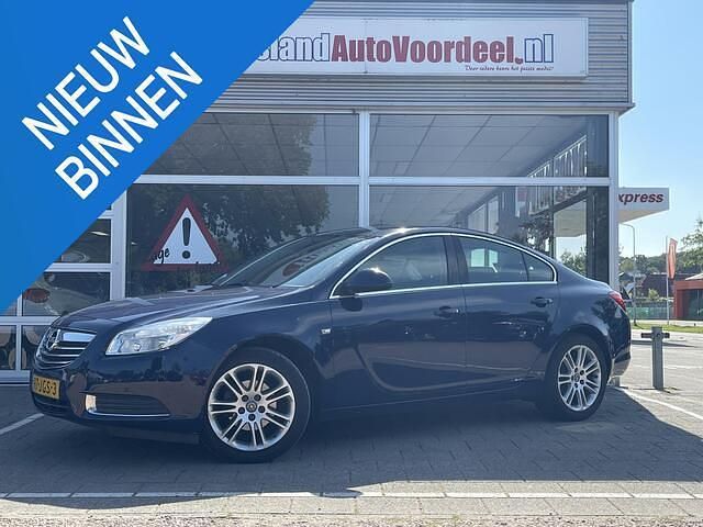 Blauw Gebruikt 2009 Opel Insignia Business Sedan | € 4.449 (Eerlijke prijs) - Afbeelding 1/4