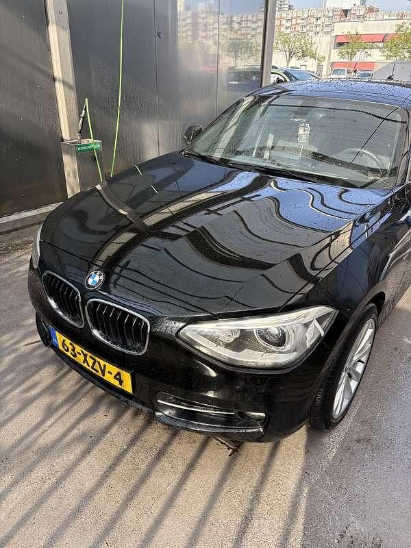 Gebruikt 2012 BMW 118 Sport Line Hatchback | € 5.500 - Afbeelding 1/4