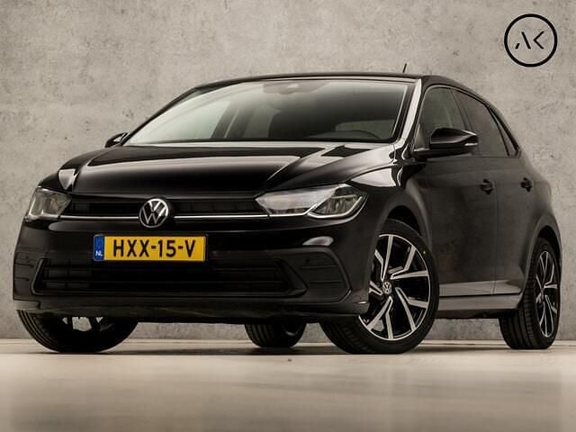 Zwart Gebruikt 2023 VW Polo Sportline Hatchback | € 21.945 (Goede deal) - Afbeelding 1/4