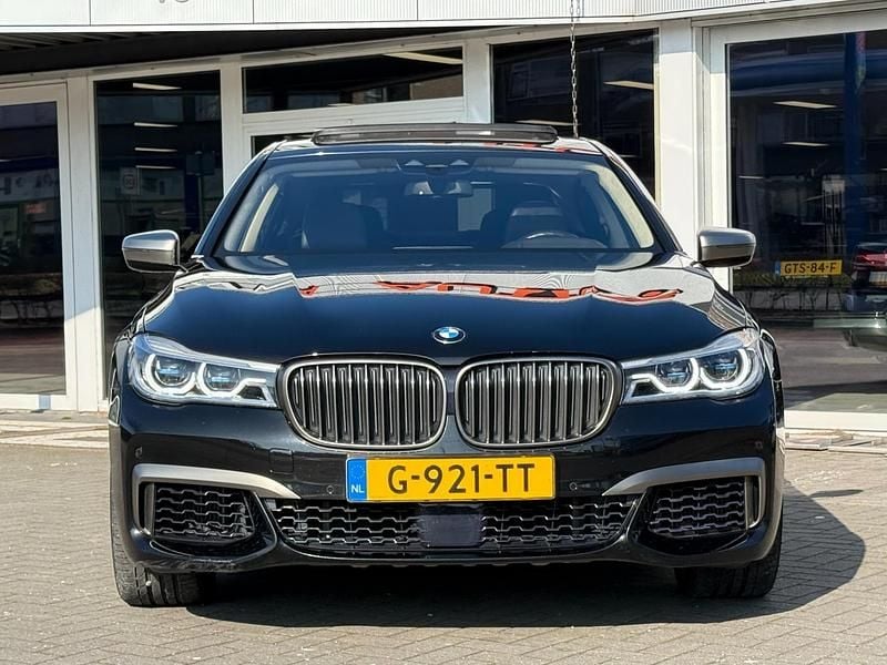 Occasion BMW M760 M Sport 612 PK (450 kW) 2017 Zwart Sedan