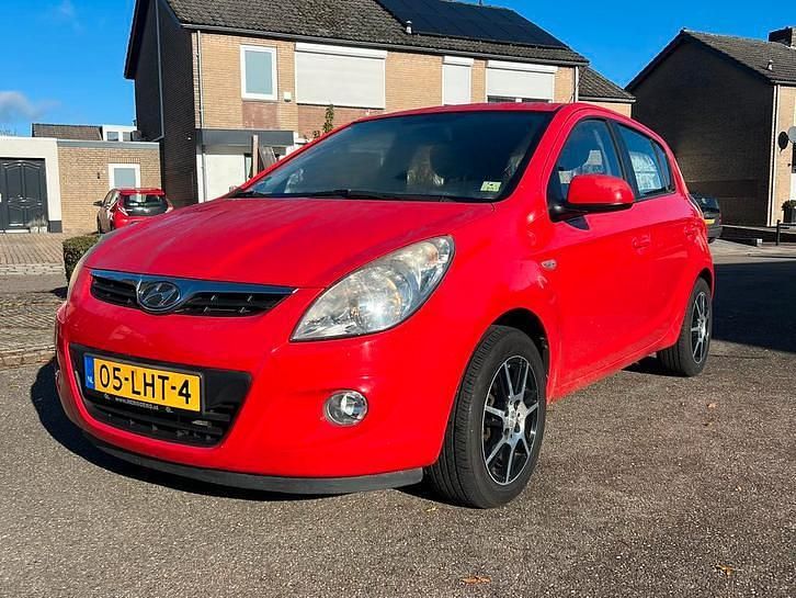 Occasion 2010 Hyundai i20 | € 2.950 (Goede deal) - Afbeelding 1/4