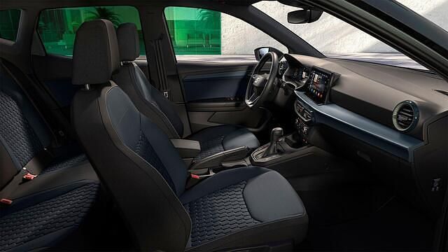 Nieuw Seat Arona Business 116 PK (85 kW) 2026 Blauw SUV