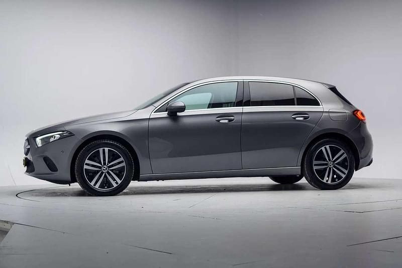 Occasion Mercedes A250 Business 160 PK (117 kW) 2020 Grijs Hatchback
