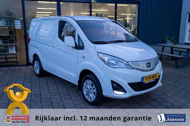 Wit Nieuw 2025 BYD ETP3 Van | € 16.940 - Afbeelding 1/3