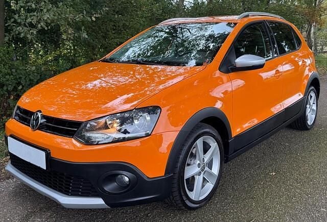 Oranje Gebruikt 2014 VW Polo Cross Hatchback | € 7.795 (Eerlijke prijs) - Afbeelding 1/4