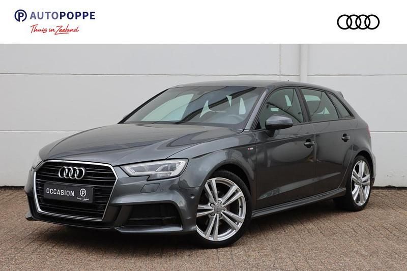 Hatchback Gebruikt 2017 Audi A3 Sportback S-Line Hatchback | € 16.750 (Eerlijke prijs) - Afbeelding 1/4