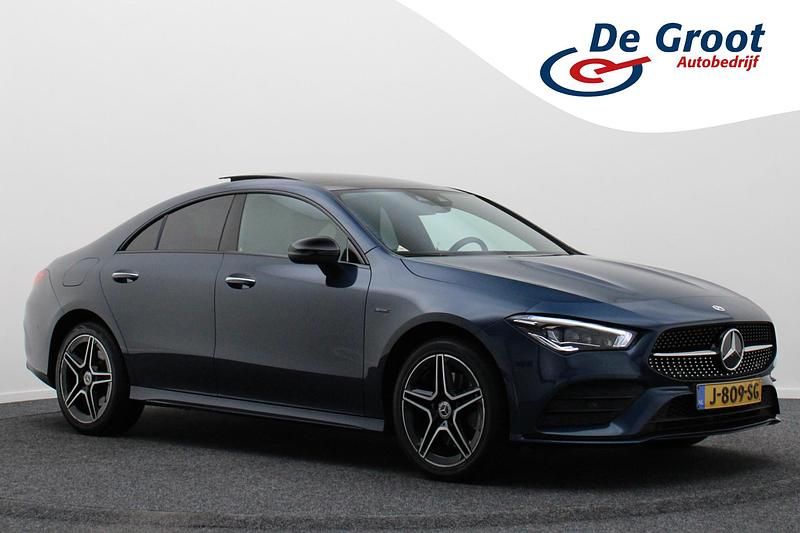 Blauw Gebruikt 2020 Mercedes CLA250e Business Sedan | € 29.950 (Eerlijke prijs) - Afbeelding 1/4