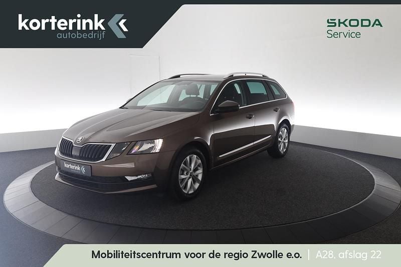 Bruin Gebruikt 2019 Skoda Octavia Business Line Stationwagen | € 16.950 (Eerlijke prijs) - Afbeelding 1/4