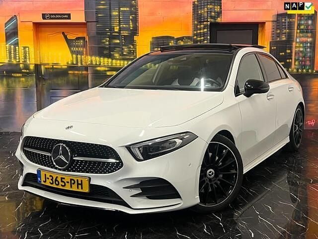 Occasion Mercedes A220 AMG Line Premium Plus 190 PK (139 kW) 2020 Wit Sedan