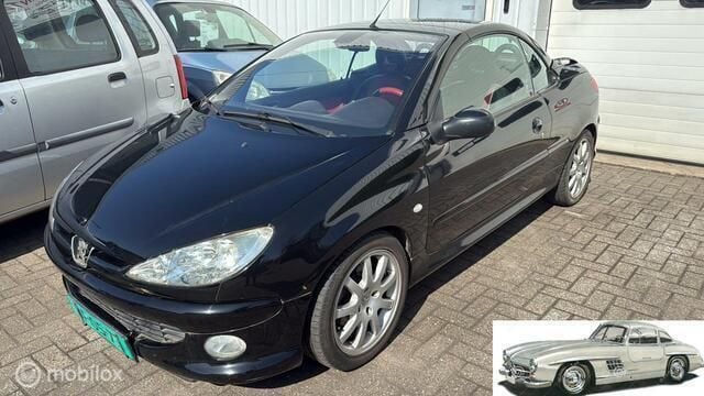 Zwart Gebruikt 2003 Peugeot 206 CC Cabriolet | € 999 (Eerlijke prijs) - Afbeelding 1/4