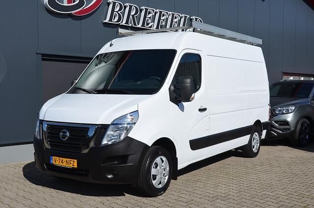 Wit Gebruikt 2023 Renault Master Van | € 19.850 (Super prijs) - Afbeelding 1/4