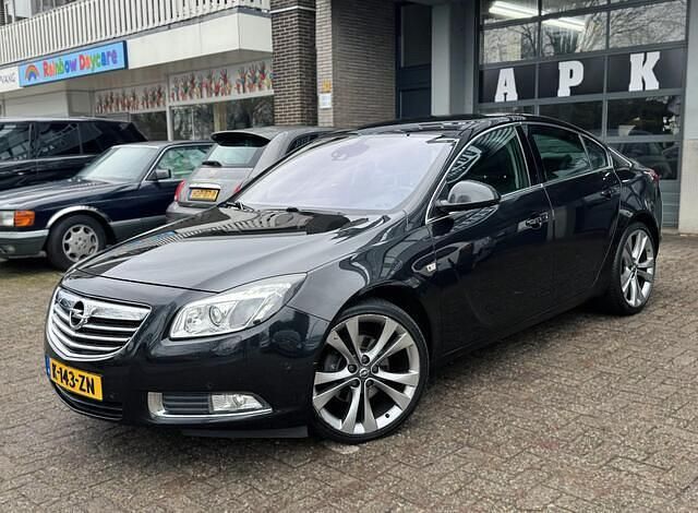 Occasion Opel Insignia Edition 220 PK (161 kW) 2010 Zwart Sedan