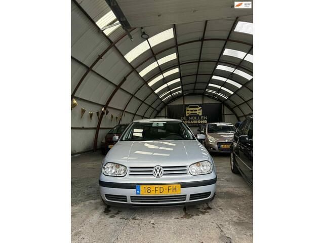Grijs Gebruikt 2000 VW Golf IV Trendline Hatchback | € 1.250 (Goede deal) - Afbeelding 1/4