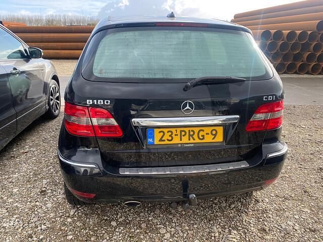 Occasion Mercedes B180 Business 109 PK (80 kW) 2011 Zwart MPV