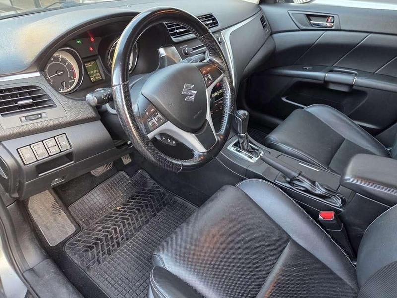 Occasion Suzuki Kizashi Sport 178 PK (130 kW) 2011 Grijs (metallic) Sedan