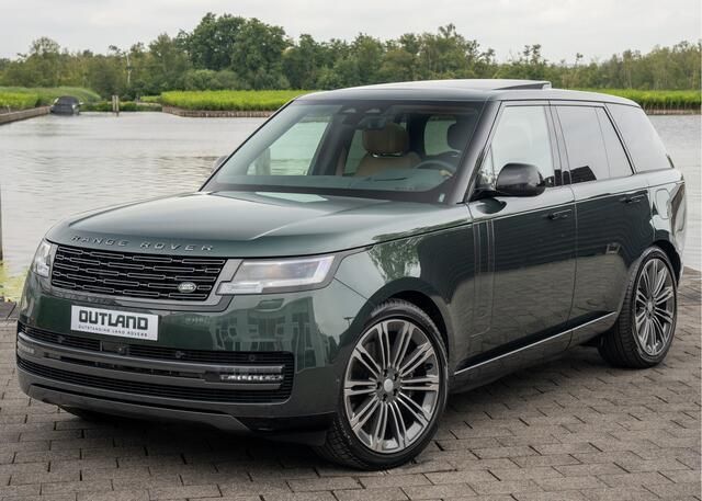 Groen Gebruikt 2025 Land Rover Range Rover Autobiography SUV | € 186.900 - Afbeelding 1/4