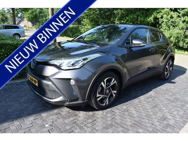 Grijs Gebruikt 2023 Toyota C-HR Sport SUV | € 29.980 (Eerlijke prijs) - Afbeelding 1/4