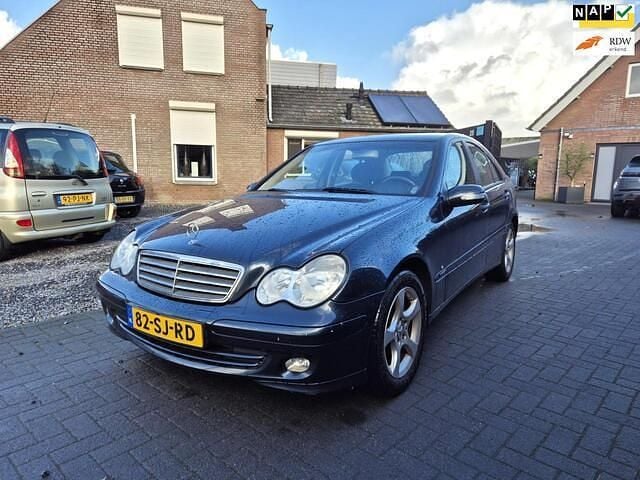 Occasion Mercedes C180 Classic 143 PK (105 kW) 2006 Zwart Sedan