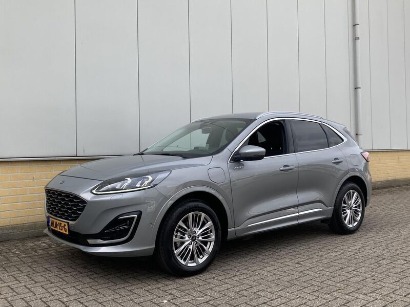 Grijs Gebruikt 2022 Ford Kuga Vignale SUV | € 30.445 (Eerlijke prijs) - Afbeelding 1/4