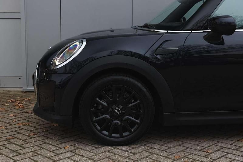 Occasion Mini ONE Classic 102 PK (75 kW) 2021 Zwart Hatchback