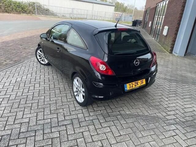 Occasion Opel Corsa 90 PK (66 kW) 2008 Zwart Hatchback