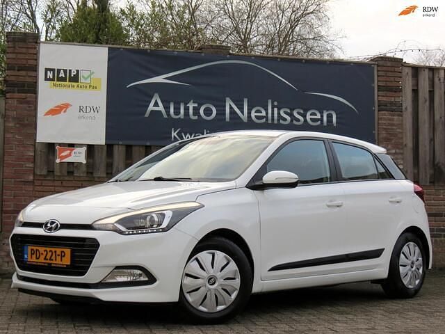 Wit Occasion 2017 Hyundai i20 Comfort Hatchback | € 10.950 (Eerlijke prijs) - Afbeelding 1/4