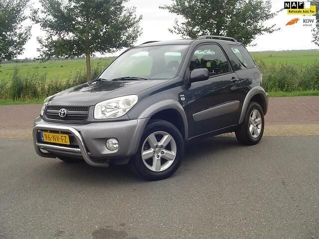 Grijs Gebruikt 2004 Toyota RAV4 Sol SUV | € 8.950 (Iets duurder) - Afbeelding 1/4