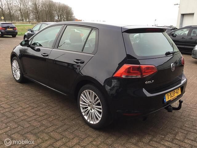 Occasion VW Golf VII Trendline 105 PK (77 kW) 2014 Zwart Hatchback