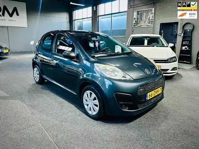 Occasion Peugeot 107 Access 68 PK (50 kW) 2012 Grijs Hatchback