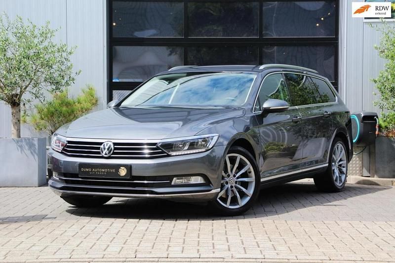 Stationwagon Gebruikt 2015 VW Passat Highline Stationwagen | € 17.945 (Duur) - Afbeelding 1/4